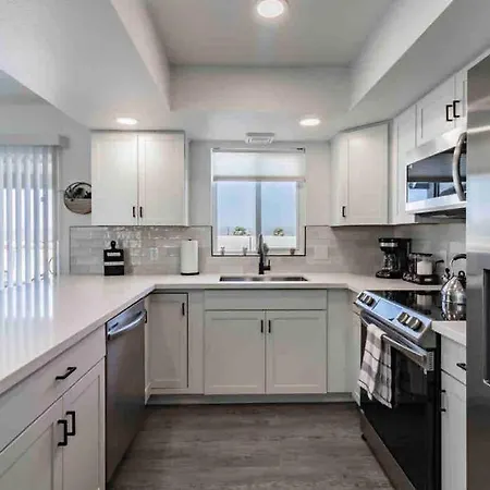 Peaceful Desert Villa W/Lake View & Spa Lake Havasu City Exterior photo